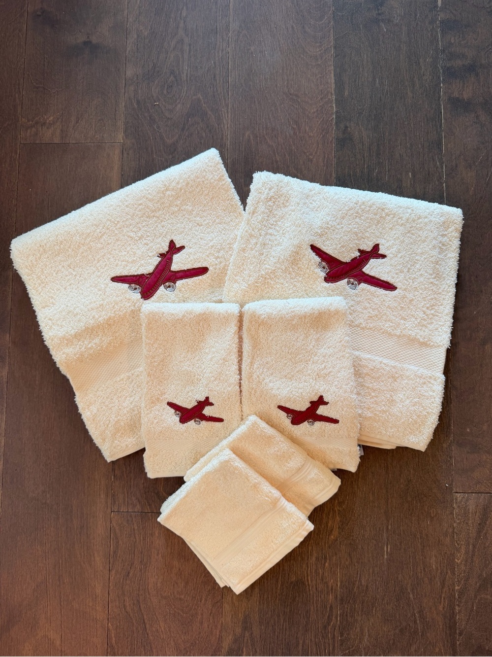Vintage TRADITIONS Airplane Cream Towel Set of 6 NWT